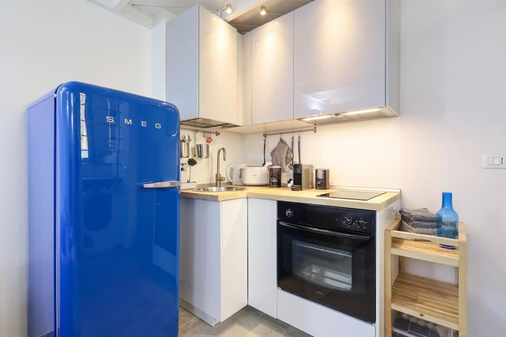 Cozy Loft Navigli, Close To Duomo And Bocconi - Italy Flat Vacation Милан Экстерьер фото