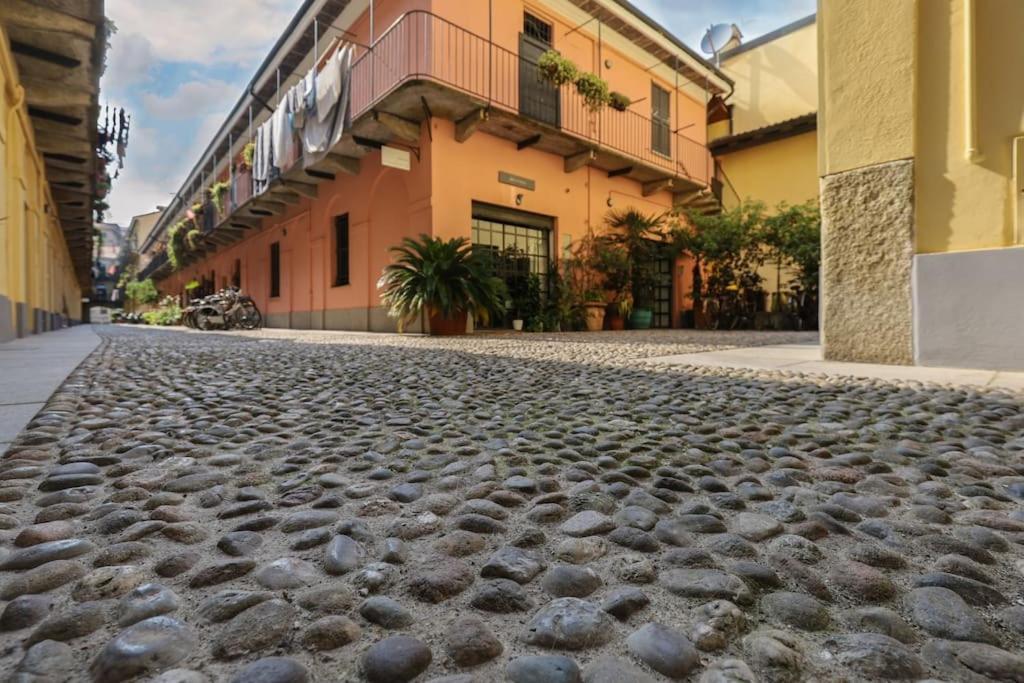 Cozy Loft Navigli, Close To Duomo And Bocconi - Italy Flat Vacation Милан Экстерьер фото